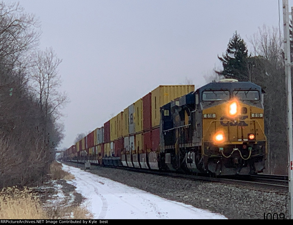 CSX 816 on I009